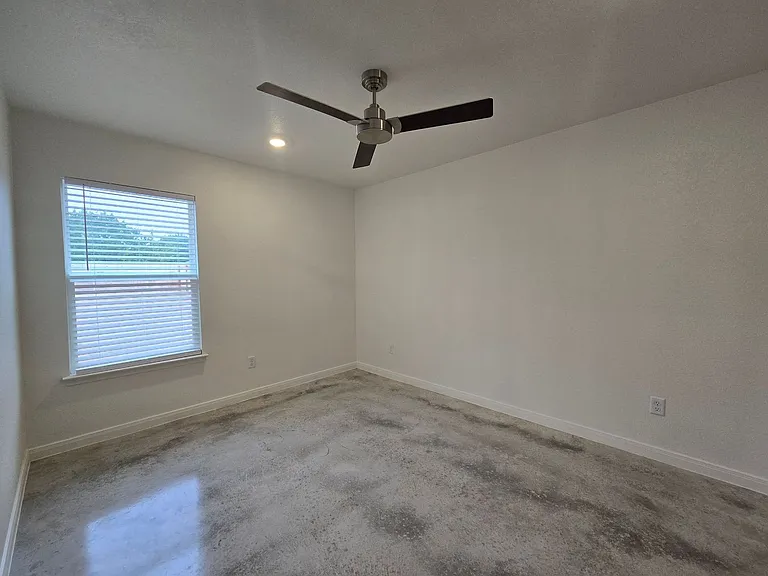 807 Wax Myrtle Ct #A/B — Photo 9