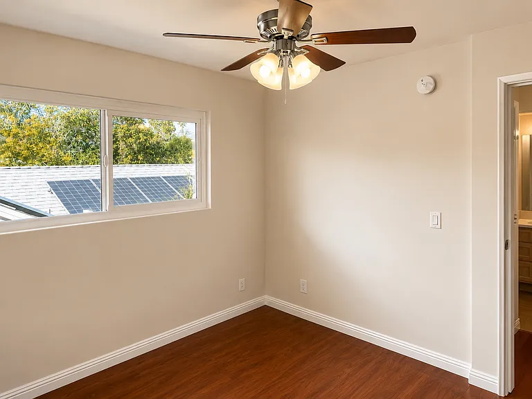 2852 Rosanna St #3 — Photo 9