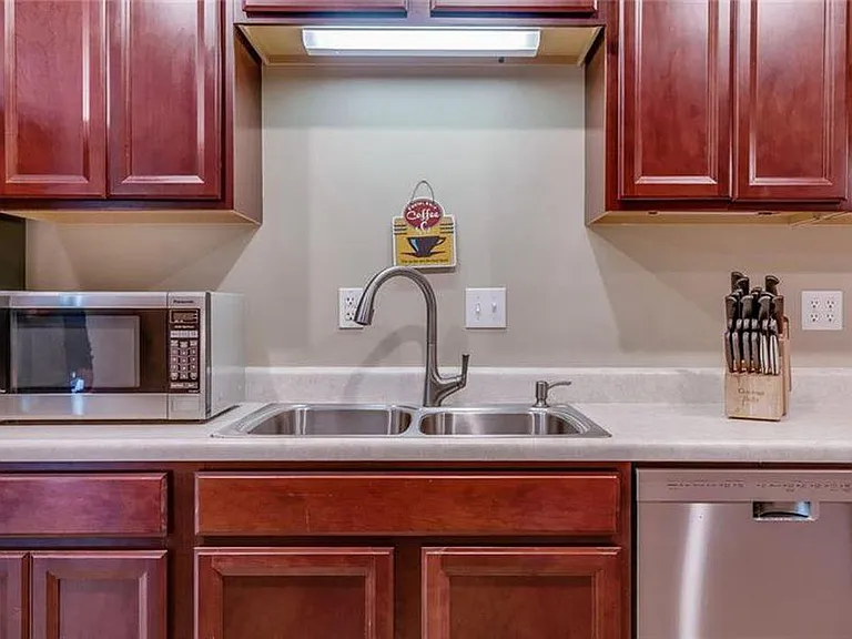 2592 Grouse Rdg #A — Photo 7