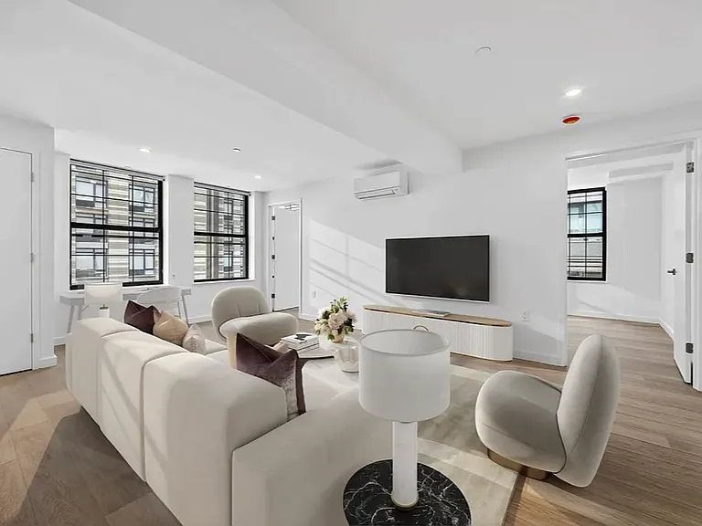 225 E 134th St #2G — Photo 3