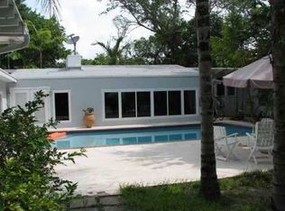 5805 SW 81st St, Coral Gables, FL 33143