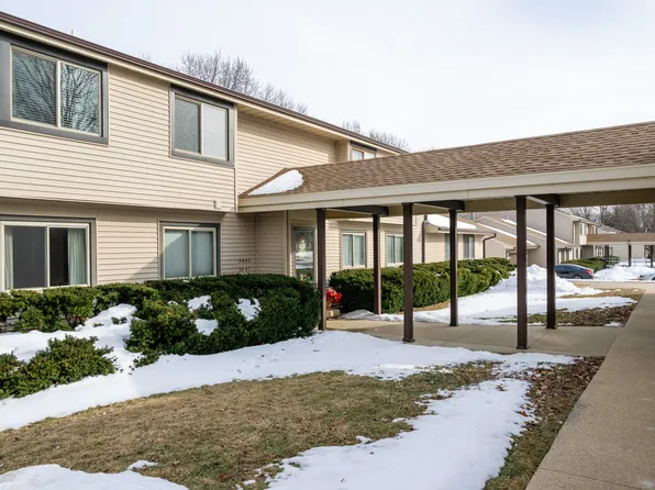 2453 Clayton Blvd Unit 2453, Champaign, IL 61822