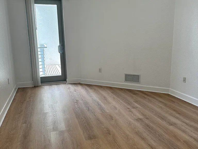 1830 Radius Dr #1220 — Photo 2