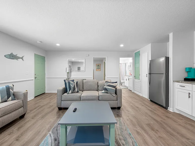 2209 Palo Alto St — Photo 15