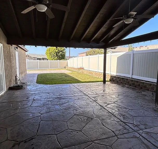 1483 La Corta Cir — Photo 17