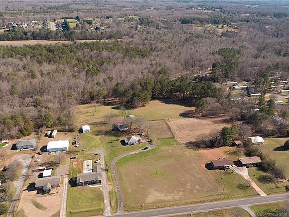 5th image of 2954 Forbes Rd