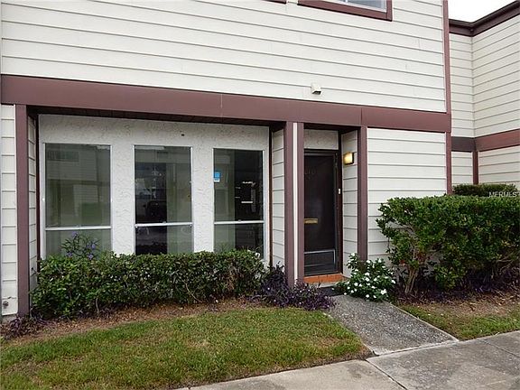 2nd image of 4010 Woodfern Dr #B-5