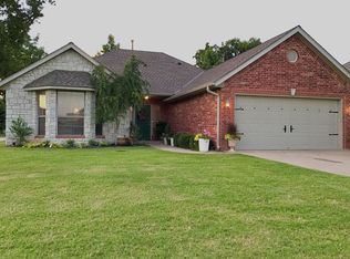 2702 Stonebrook Dr, Shawnee, OK 74804