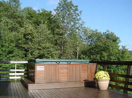 Hot tub
