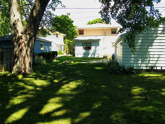 4th image of 1317 W Sheridan Ct