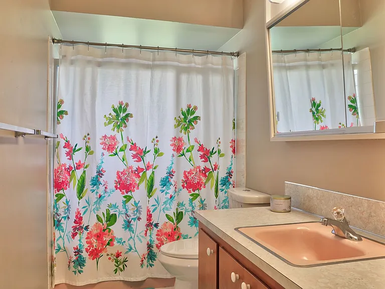 512 W Colorado Ave — Photo 10