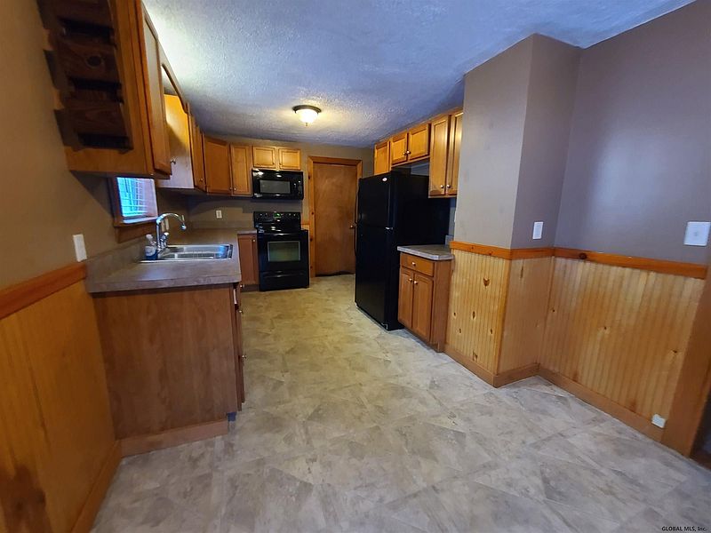 4th image of 108 ALLEN HEIGHTS Road