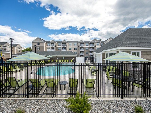 Village Green Littleton Apartment Rentals - Littleton, MA | Zillow