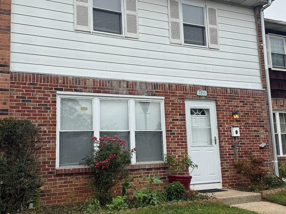 2011 Beech Ln