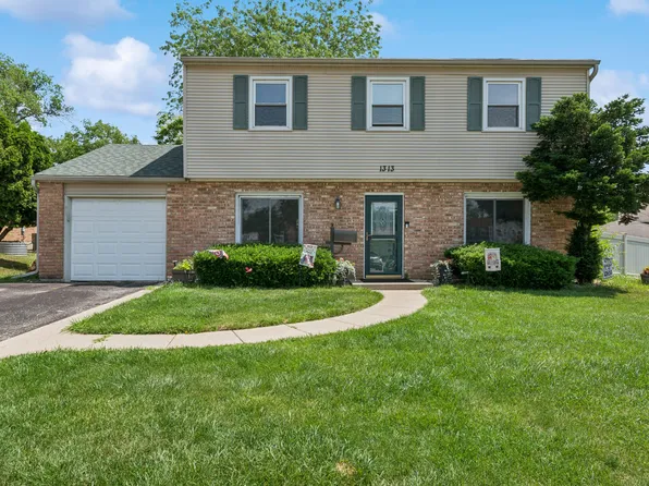 1313 Glen Hill Dr, Glendale Heights, IL 60139