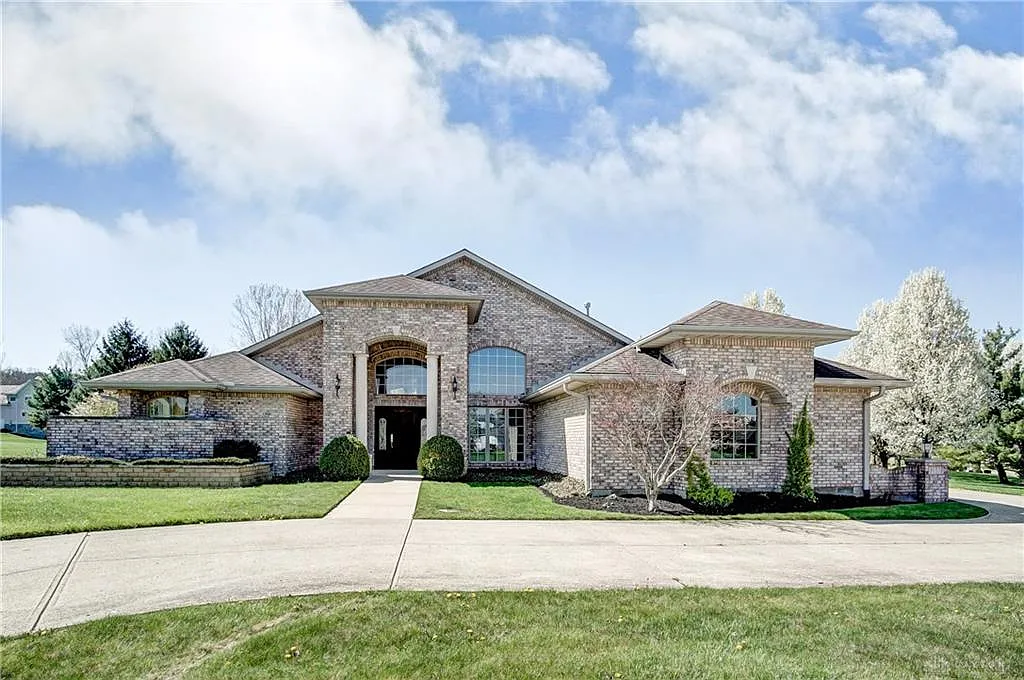 2696 Ballydoyle Dr photo 1