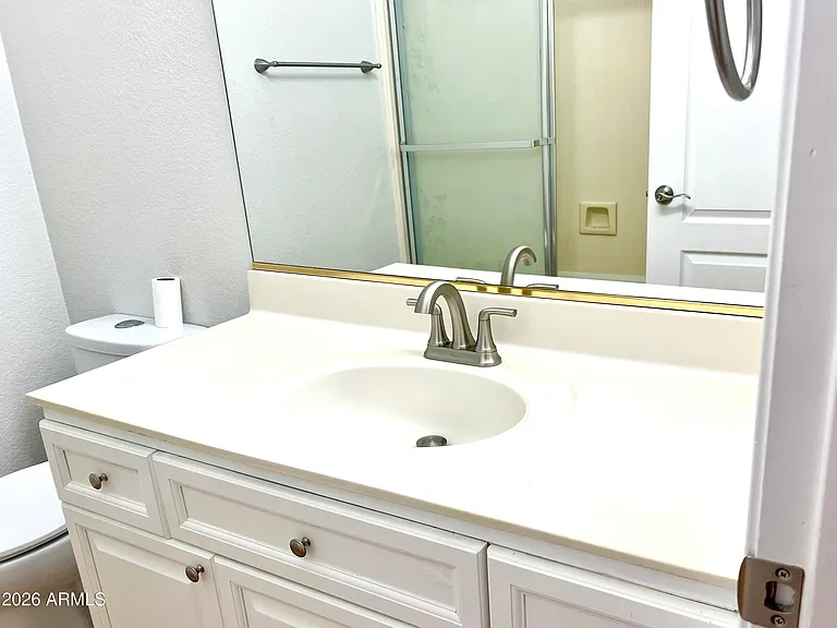 407 W Helena Dr — Photo 16