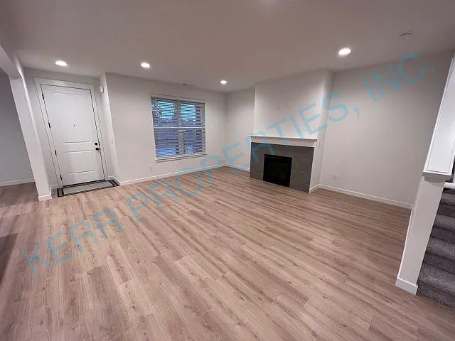 11896 SE Smith Rock — Photo 3