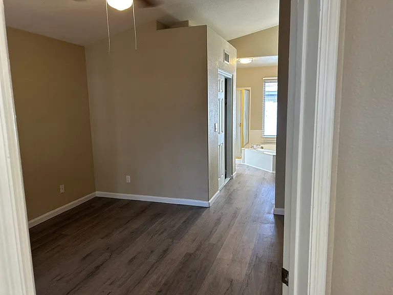15822 N 5th Ave — Photo 32