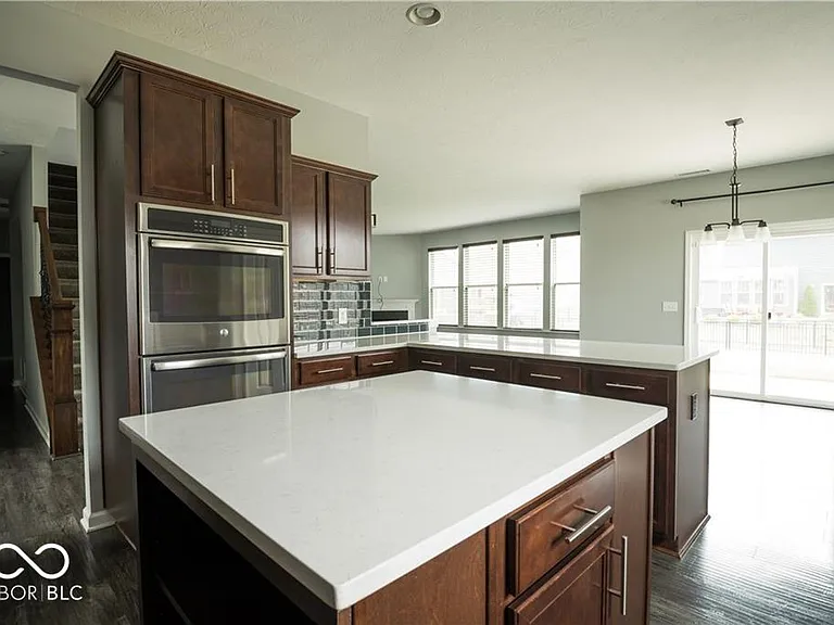 15665 Eastpark Dr — Photo 21