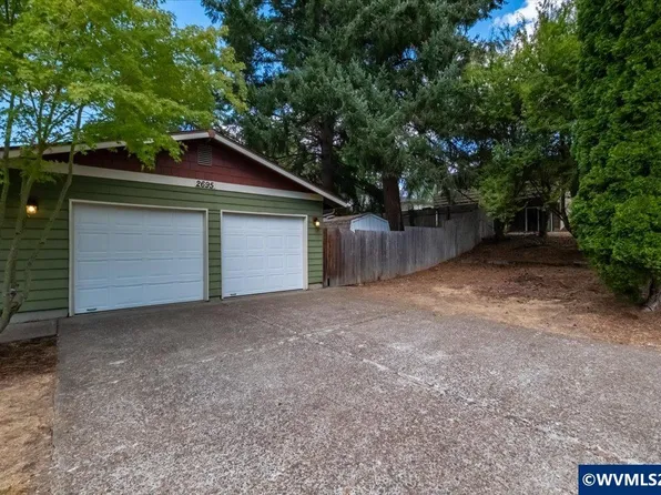 2695 NW Roosevelt Dr, Corvallis, OR 97330