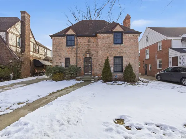 17566 Fairfield St, Detroit, MI 48221