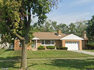 11 E 150th St, Dixmoor, IL 60426