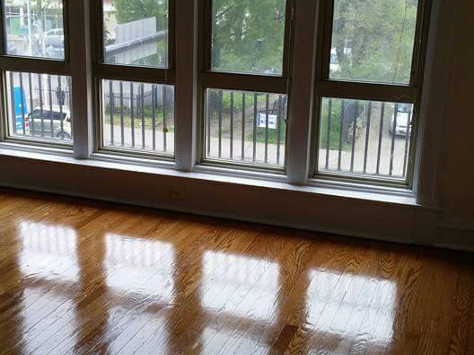 1st image of 6722 S Jeffery Blvd