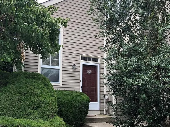 108 Cheswold Ct, Wayne, PA