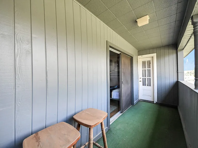 17018 Water Oak Dr #B — Photo 24