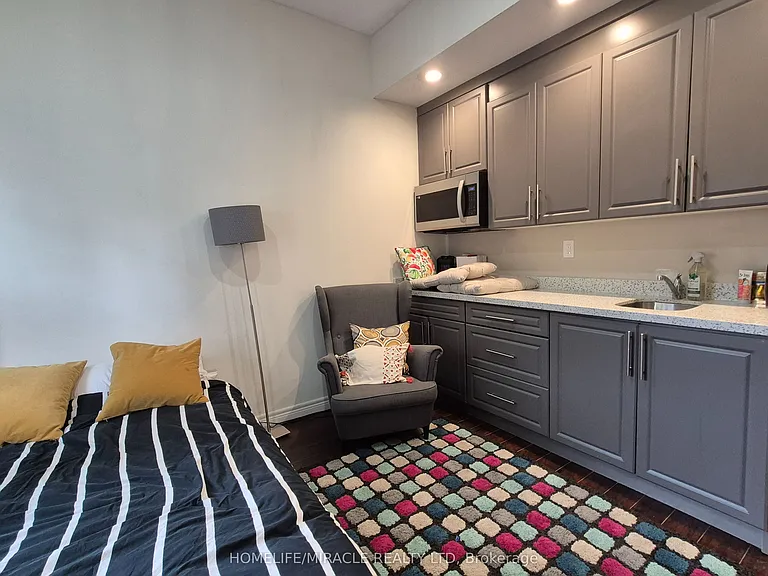 2237 Prescott Pl — Photo 34