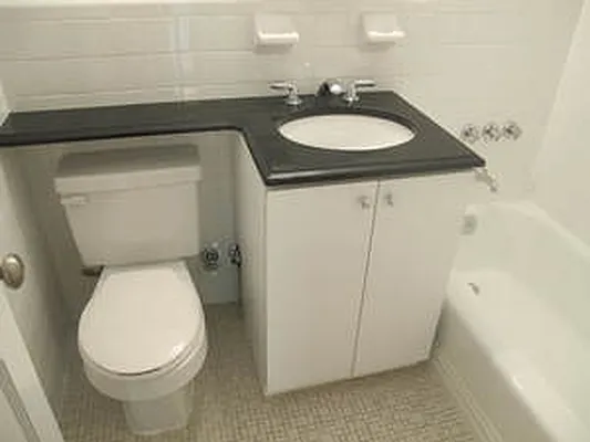 Rented by Metropolis Real Estate of Manhattan | media 21