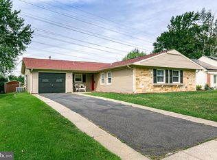 16 Niagara Ln, Willingboro, NJ