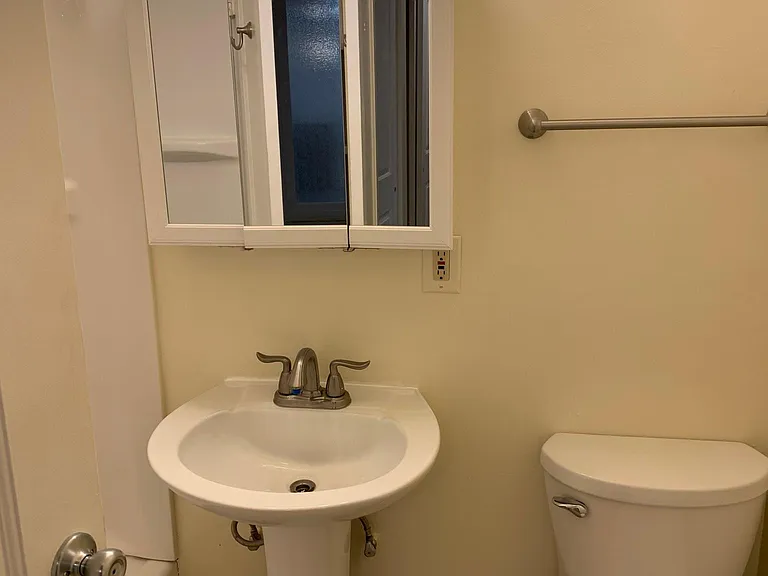 106 22nd Ave #101 — Photo 9