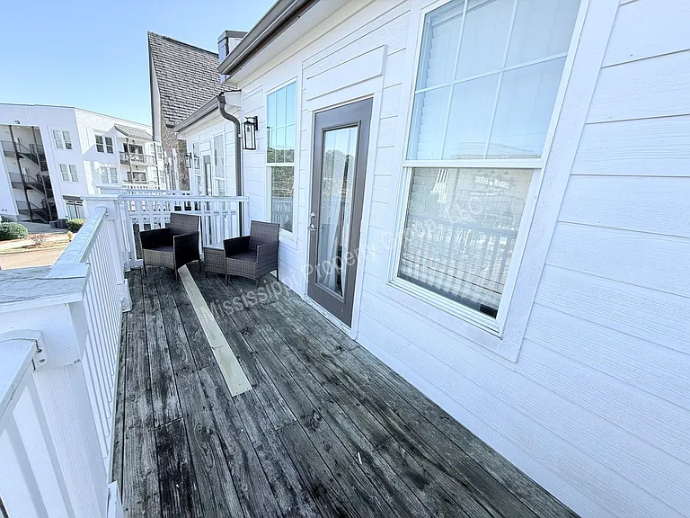 209 Town Center Dr — Photo 23