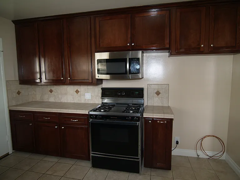 252 E Puente St — Photo 8