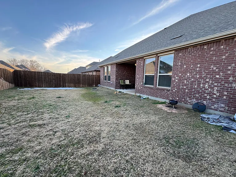 2916 Brady Starr Dr — Photo 26