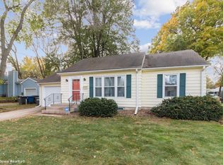 2716 30th St, Des Moines, IA 50310