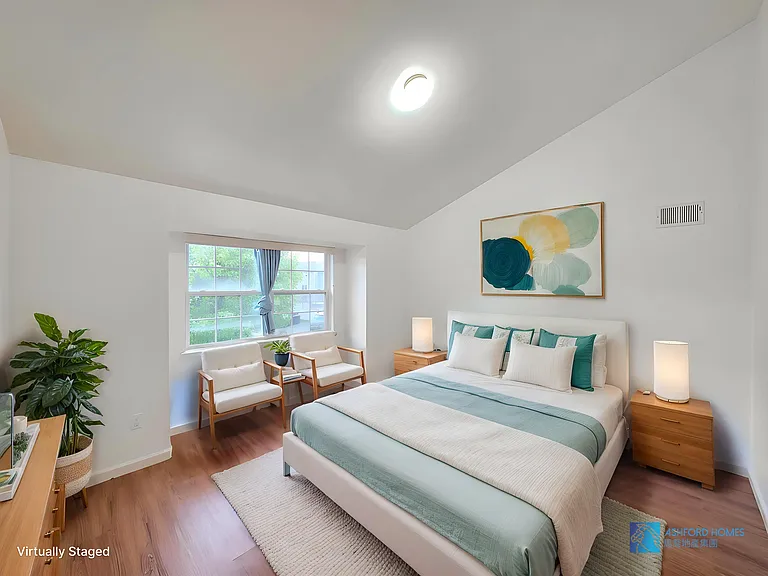 275 Skyline Dr — Photo 3