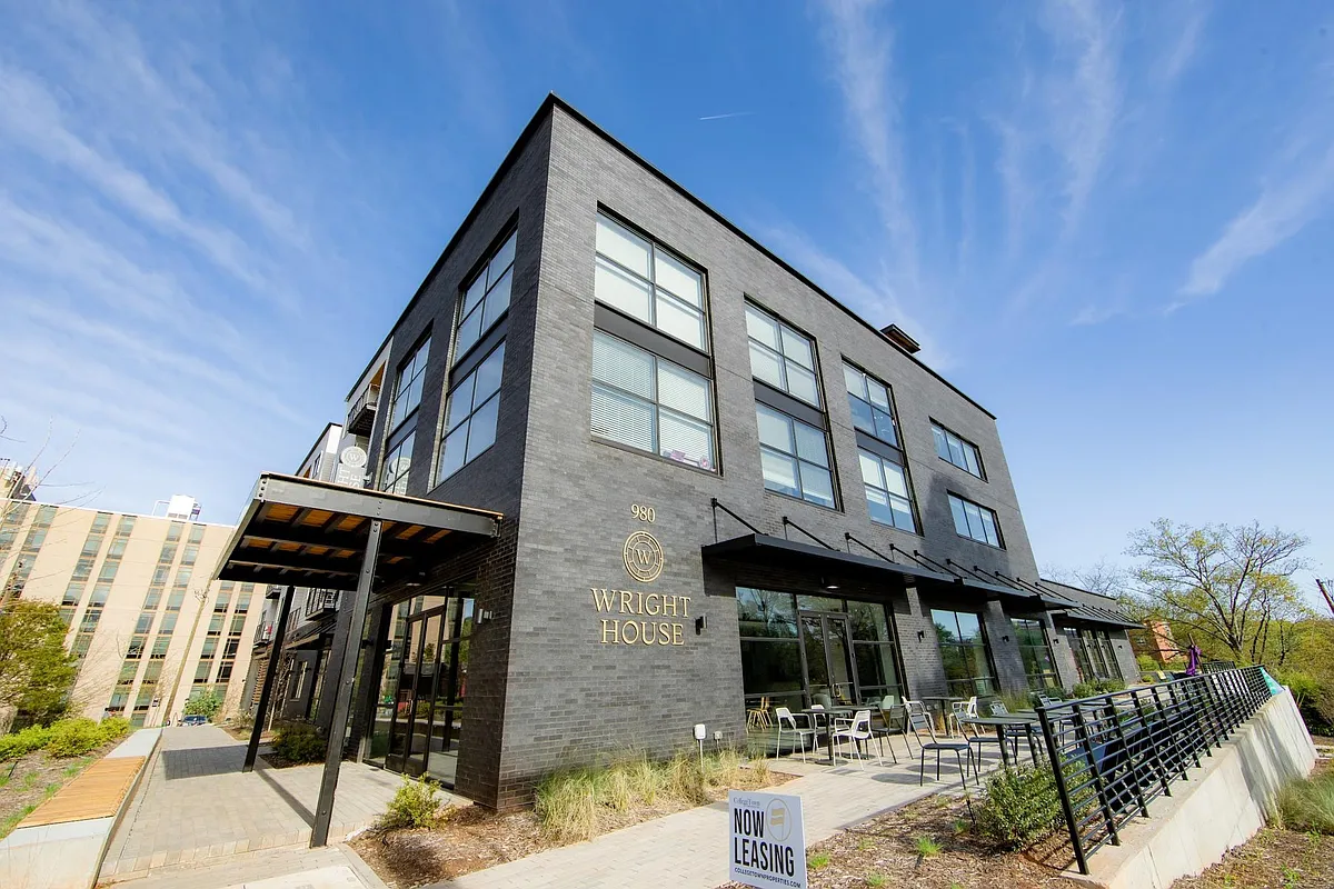 Building Photo - Wright House