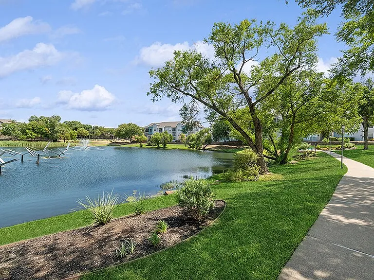 4200 Horizon North Pkwy — Photo 31