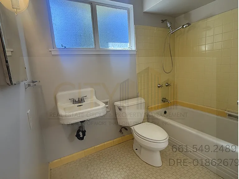 E Street/ 23rd St. - 2315 — Photo 10