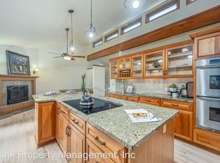 16832 Ambaum Blvd S, Burien, WA 98148