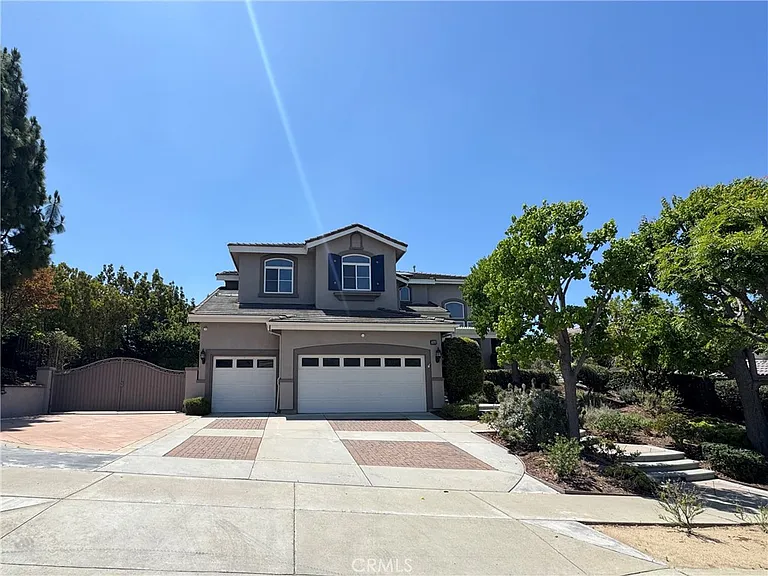 2856 Eider St — Photo 2