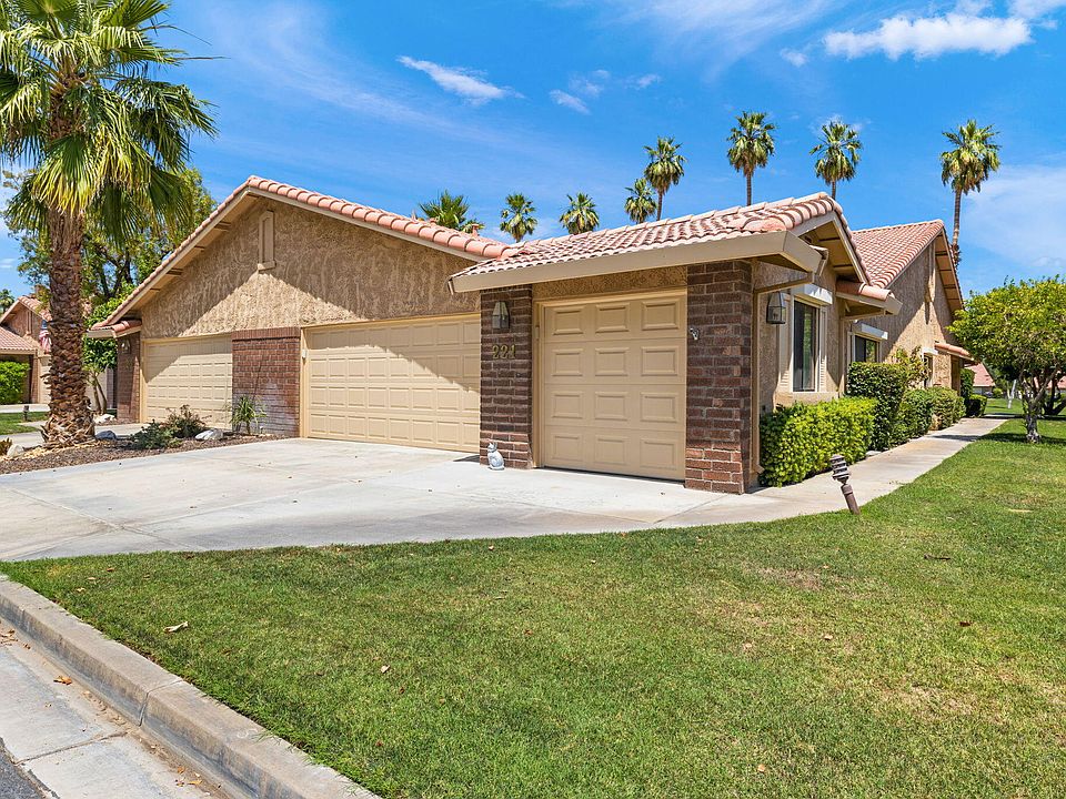 221 Camino Arroyo S, Palm Desert, CA 92260 Zillow