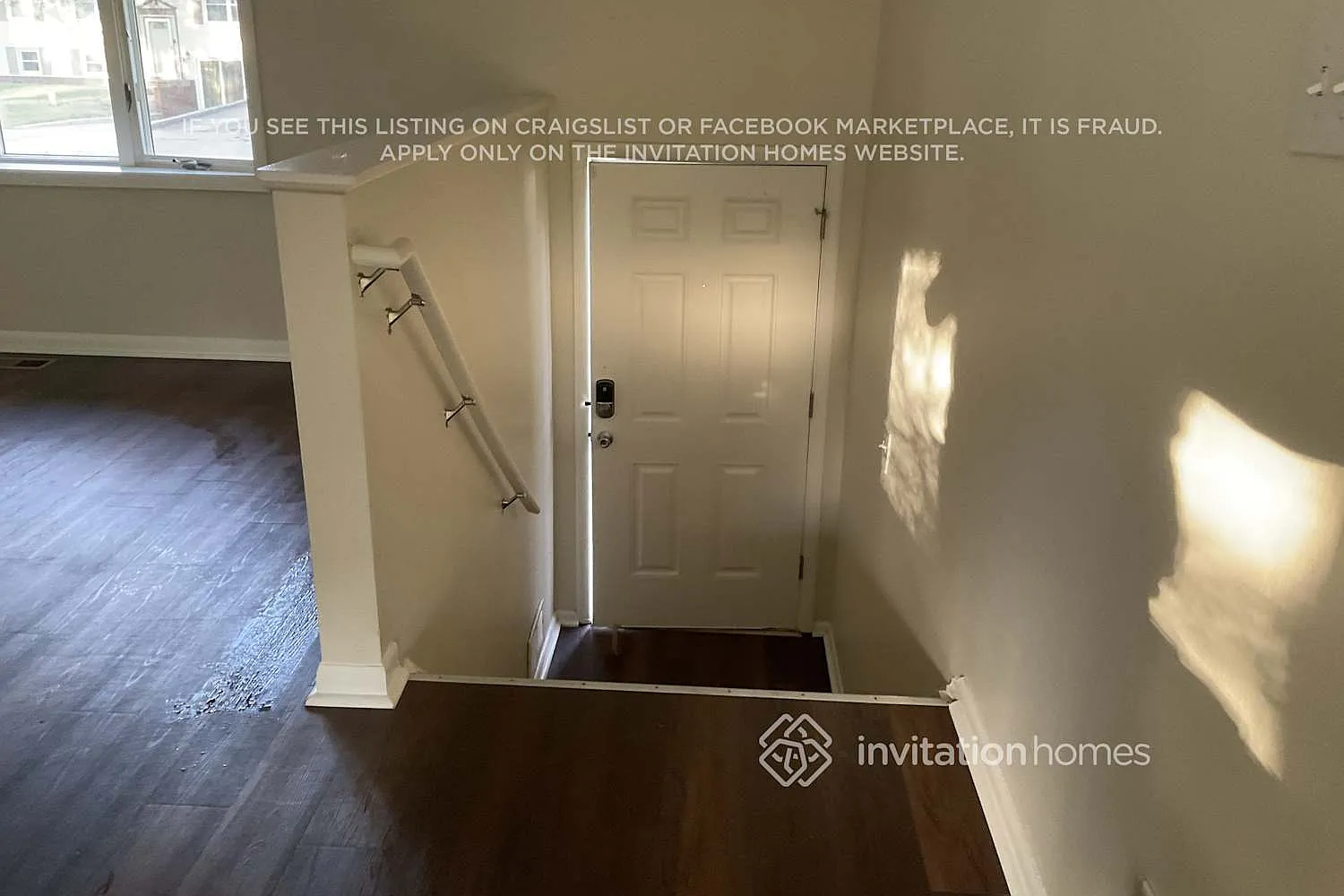 46 S Willow Ln Glenwood, IL 60425 — Photo 2