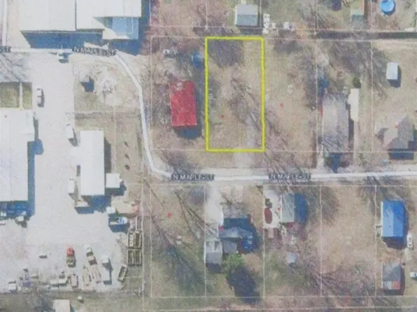 410 N Maple St, Akron, IN 46910