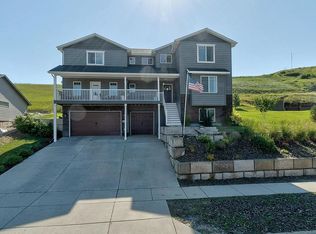 6036 Nugget Gulch Rd, Rapid City, SD 57702