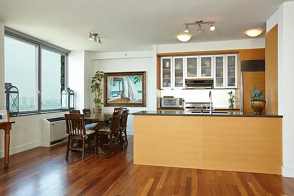 Rented by Town Residential | media 11