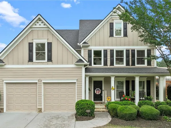125 Fallen Oak Dr, Dallas, GA 30132